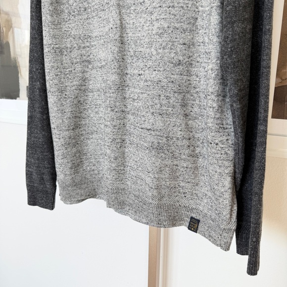 Lucky Brand Men's Gray Henley Sweater Size L Long Sleeve Raglan Casual - Picture 3 of 9